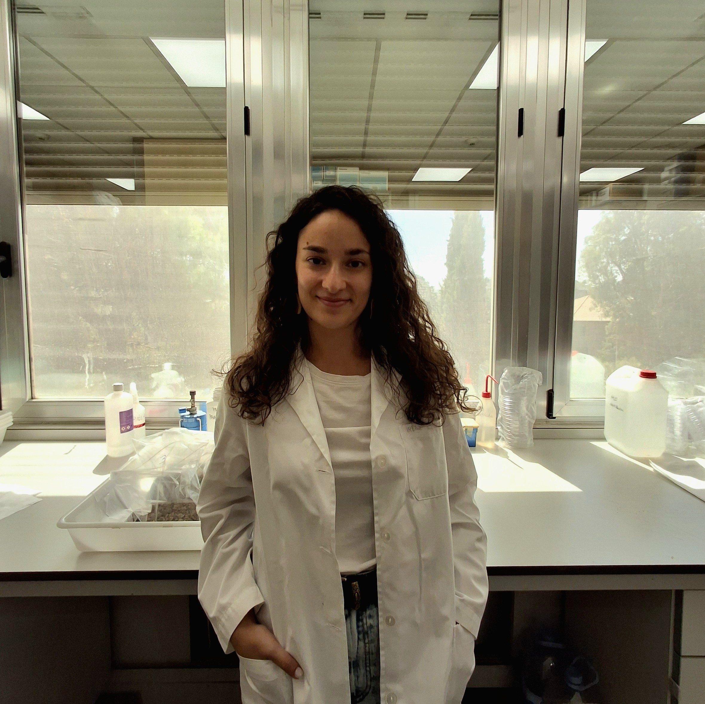 DORI ROMERO BAZÁN